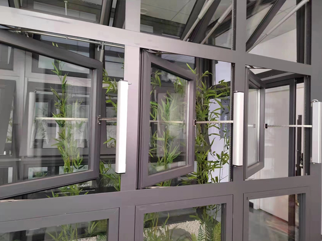 选择电动开窗机的好处