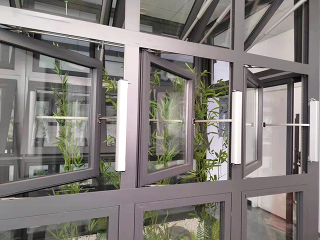 电动链条开窗器